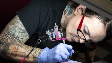 10 Etiquette Rules Tattoo Artists Follow