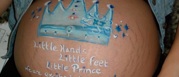 What Happens To Stomach Tattoos During Pregnancy (And How To Care For Them)